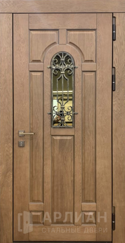 Фото «Входная коричневая дверь в частный дом со стеклопакетом и ковкой №11»